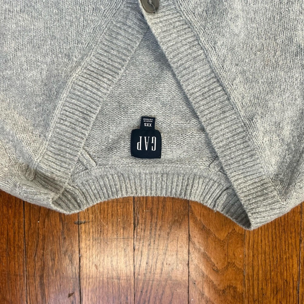 GAP Button Cardigan Wool